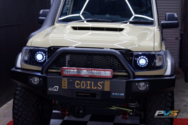 LC70/LC71/LC76/LC78/LC79 Black LED Headlights White Halo Orange Lens