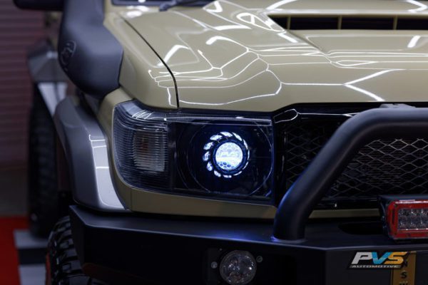 LC70/LC71/LC76/LC78/LC79 Black LED Headlights White Halo Orange Lens