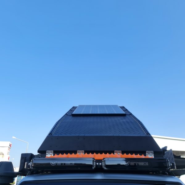 LC79 CANOPY CAMPER
