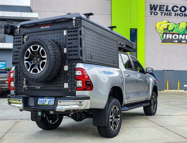 Hilux CANOPY CAMPER