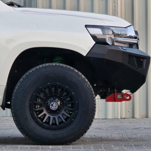 LC200 RAID BULL BAR