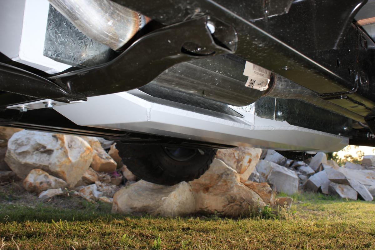 Jeep JL Auxiliary Fuel Tank 151L