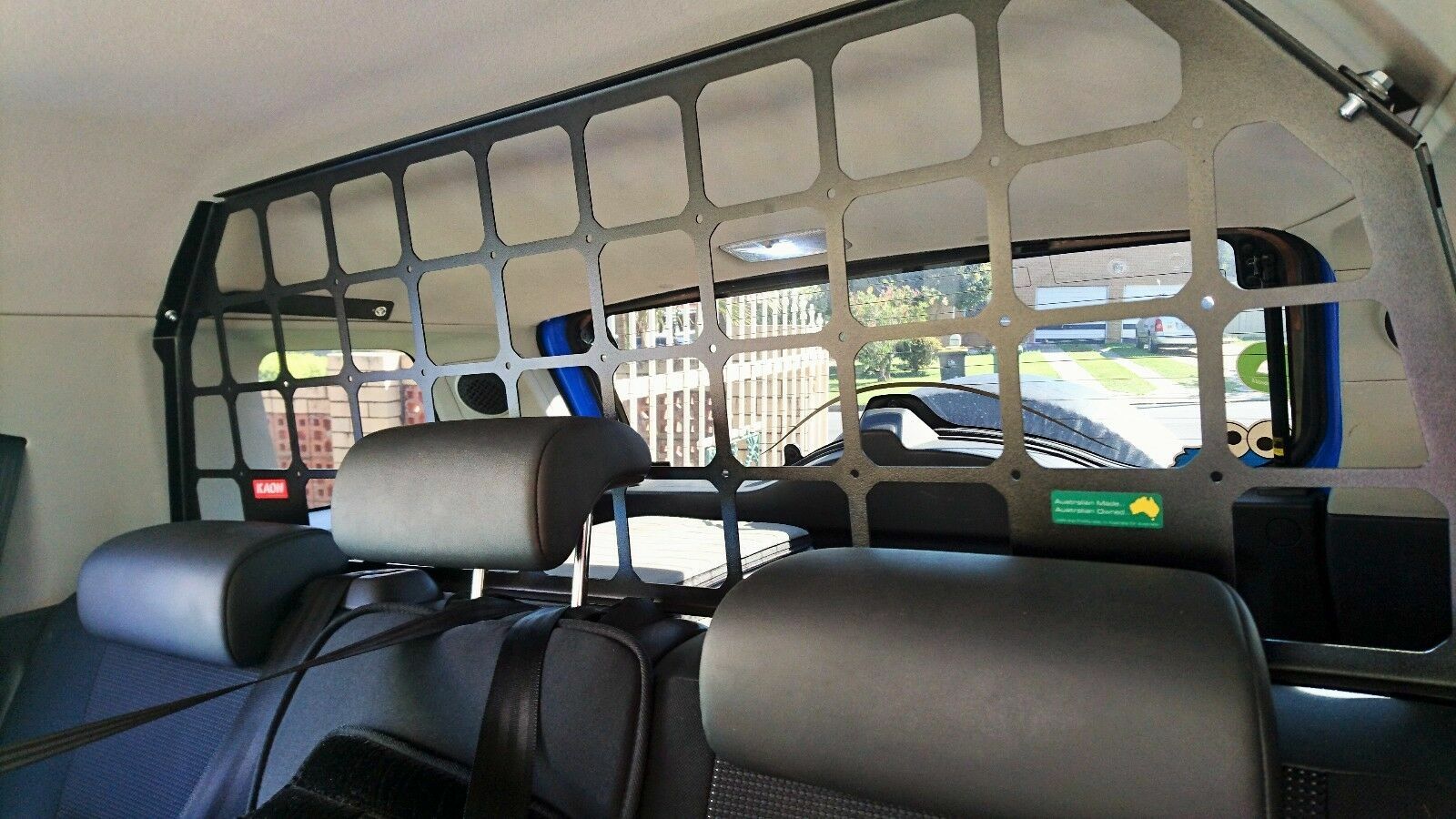 FJ Light Cargo & Pet Barrier