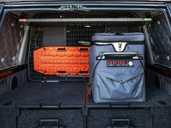 LC76 Standalone Rear Roof Shelf