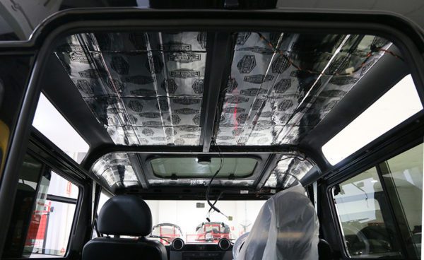 DEFENDER 90 PREMIUM PACK