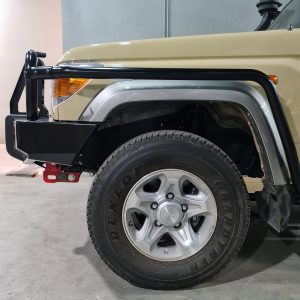 TOYOTA LC76 SIDE STEPS & RAILS