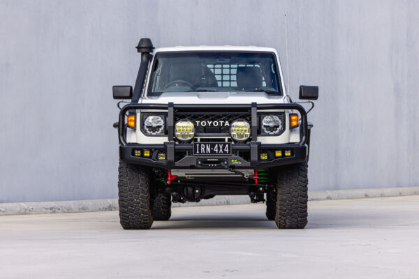 LC79/LC76/LC78/LC71 APEX BULL BAR with RECOVERY POINTS and WINCH COMPATIBLE