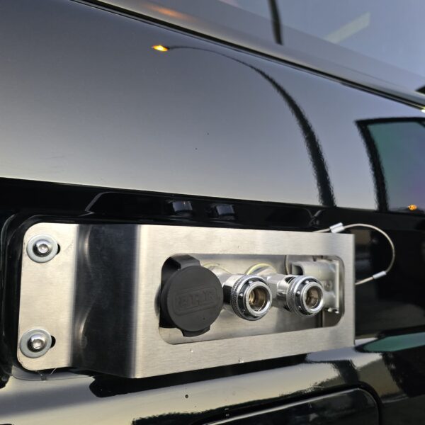 LC70 SERIES UTILITY BRACKET