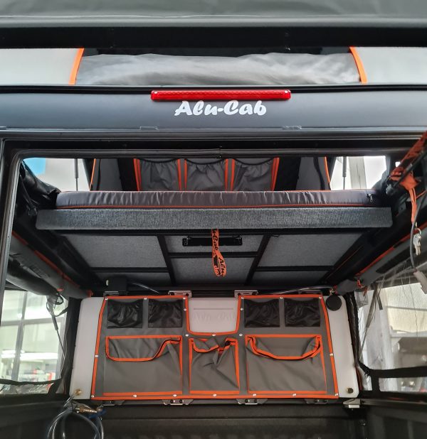 Hilux CANOPY CAMPER