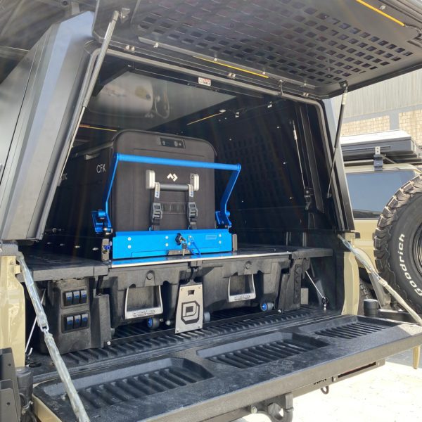 LC79 Double-Cab 2013+ DECKED DRAWER SYSTEM Legacy