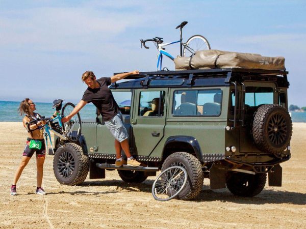 DEFENDER 110 (1983-2016) SLIMLINE II ROOF RACK KIT – KRLD003L