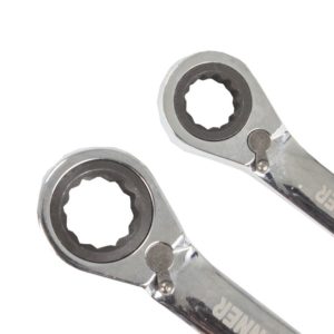 4 PIECE TOOL KIT – BY FRONT RUNNER